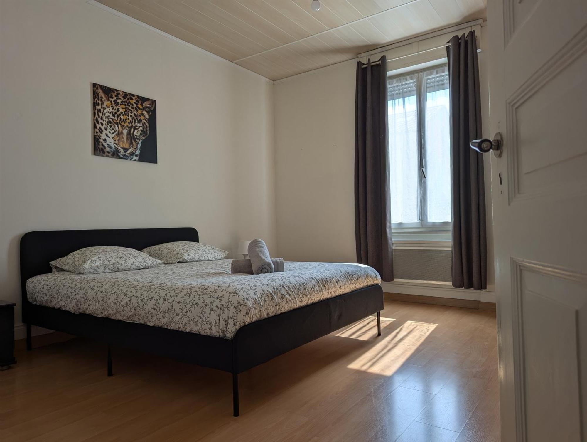 Le Mirage - Appartement 2 Chambres, Salon, Cuisine Equipee, Parking Et Wifi Gratuit Mülhausen Exterior foto